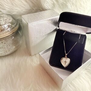 Kay Jewelwrs Silver Heart cross Locket Necklace - NEW without tags!